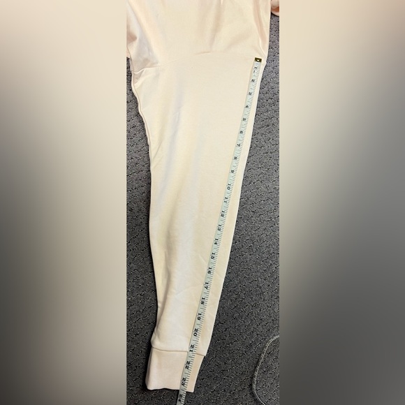 PUMA Women's Rosewater Pink and White Essentials Cropped Hoodie NWT - Picture 9 of 9